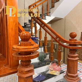 Cầu Thang Gỗ Gõ Đỏ mét dài